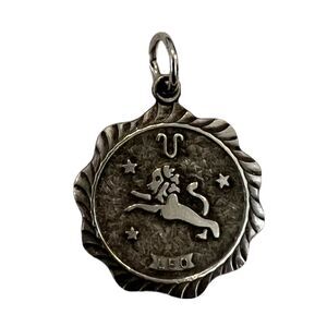 Leo Medallion Pendant Zodiac Stainless Steel  Charm Silvertone Lion Stars 1.25"